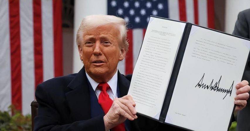 中国对李在明很克制，10年前教训韩国人应该牢记！特朗普已经摊牌，要求韩国联手遏华